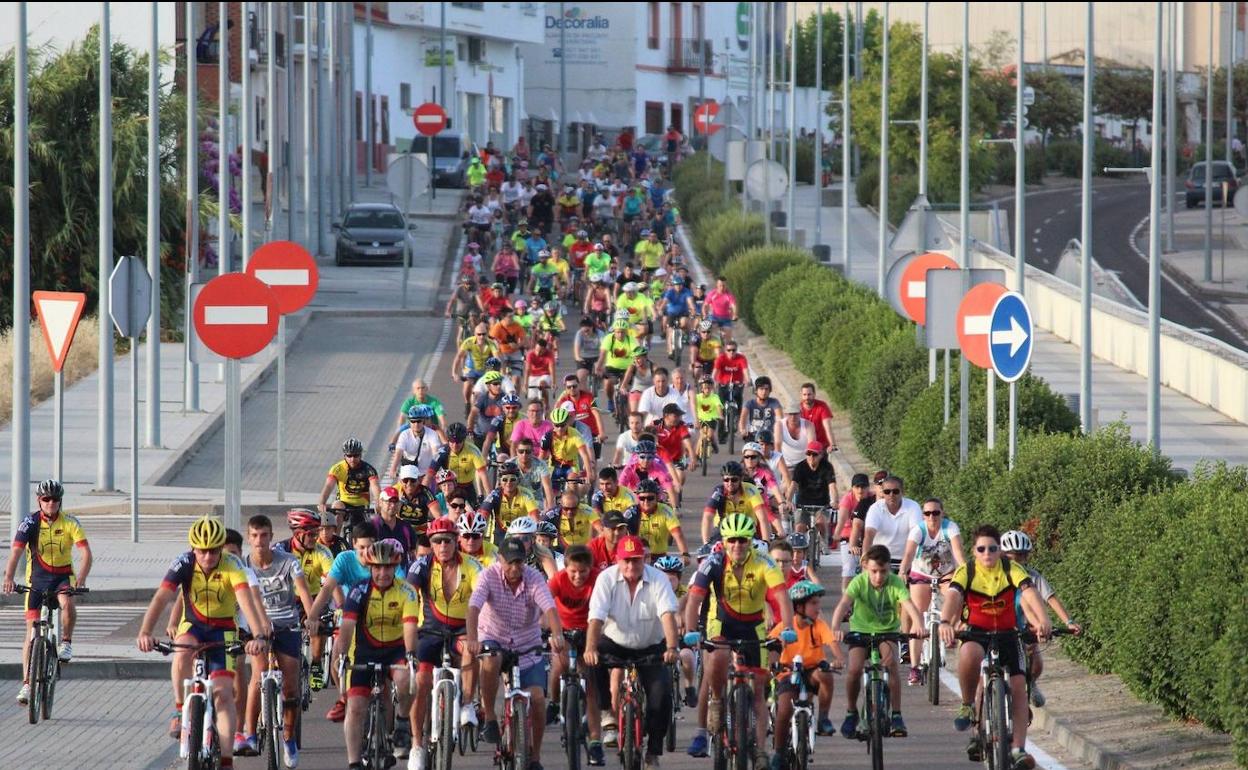 Jornada de ruta ciclista en Miajadas 