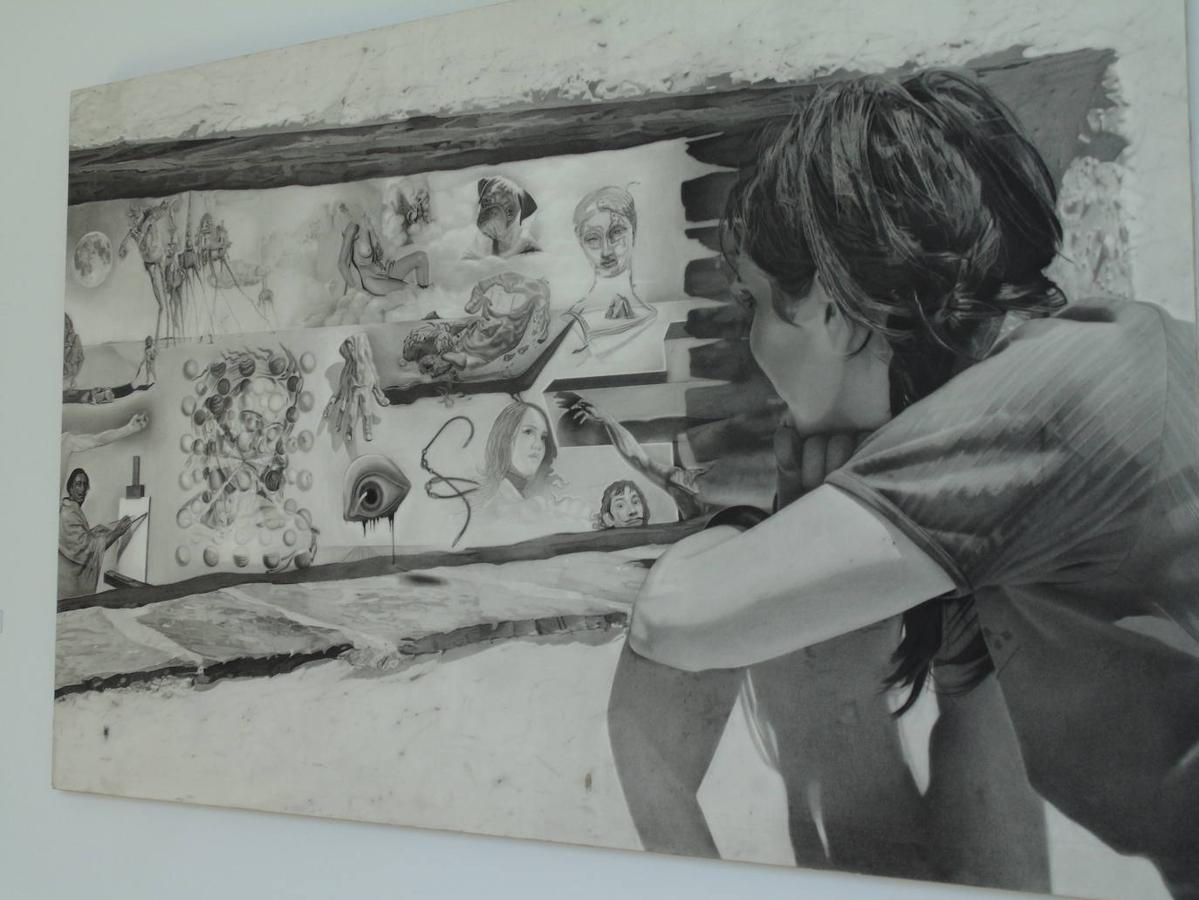 Desde el 2 de agosto y hasta el 30 del mismo mes se exponen en Miajadas múltiples muestras de arte de diversos autores. Maquetas, colecciones taurinas, pintura o recuerdos de cine, todo tiene cabida en este espacio tan singular de Miajadas