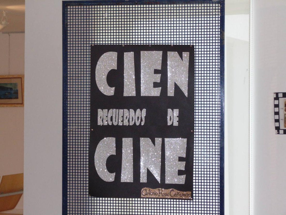 Desde el 2 de agosto y hasta el 30 del mismo mes se exponen en Miajadas múltiples muestras de arte de diversos autores. Maquetas, colecciones taurinas, pintura o recuerdos de cine, todo tiene cabida en este espacio tan singular de Miajadas