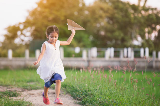 Tras mes y medio de confinamiento los niños podrán salir una hora al día 