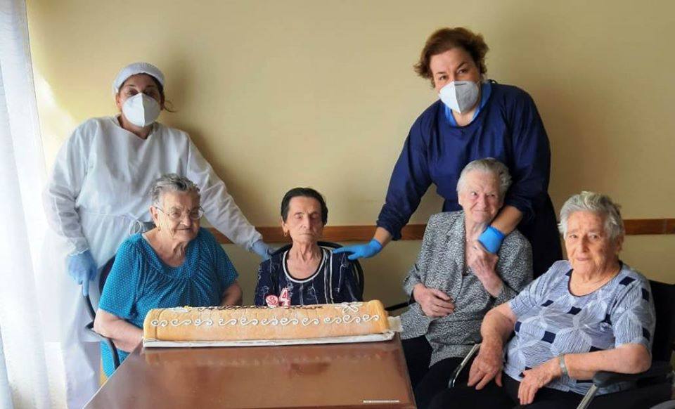 Nieves celebra su 94 cumpleaños 