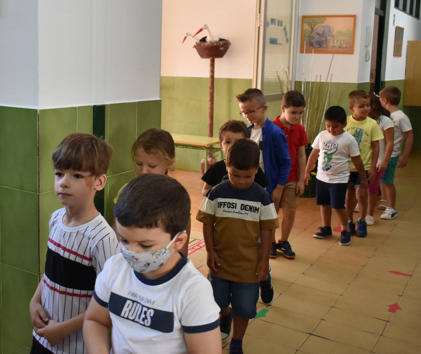 Los colegios miajadeños García Siñeriz, Nuestra Señora de Guadalupe y Sagrado Corazón de Jesús y María Inmaculada, junto con el IES Gonzalo Torrente Ballester y los centros de educación infantil, han abierto sus puertas para dar la bienvenida a sus alumnos, una bienvenida más calurosa que nunca: «Tenemos que intentarlo».