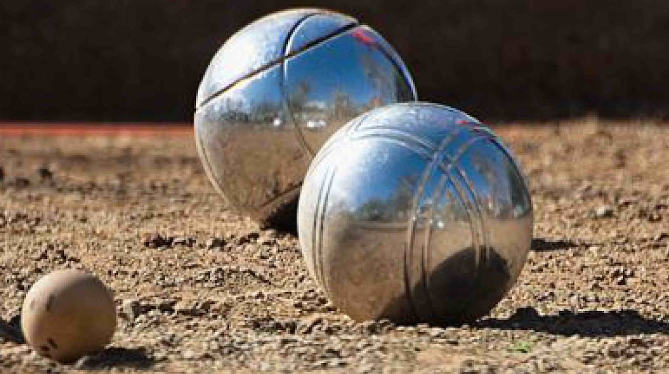 Torneo de petanca en Alonso de Ojeda