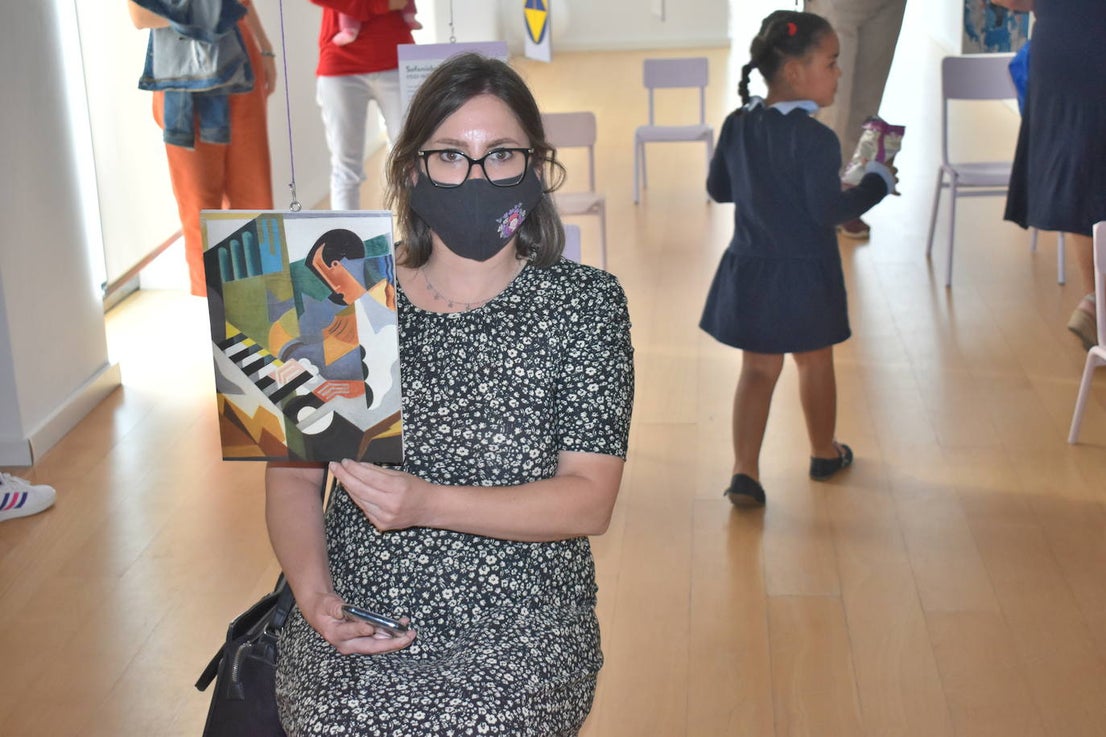 El Palacio Obispo Solís de Miajadas ha acogido durante las dos últimas semanas la exposición 'Mujeres artistas: 500 años, 2 décadas', de la artista extremeña Virginia Rivas. 500 años de arte femenino, de ingenio femenino, de talento femenino, de lucha femenina,... 500 años de grandes mujeres valientes. 