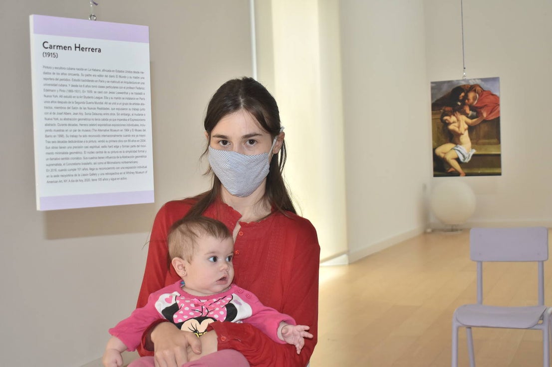 El Palacio Obispo Solís de Miajadas ha acogido durante las dos últimas semanas la exposición 'Mujeres artistas: 500 años, 2 décadas', de la artista extremeña Virginia Rivas. 500 años de arte femenino, de ingenio femenino, de talento femenino, de lucha femenina,... 500 años de grandes mujeres valientes. 