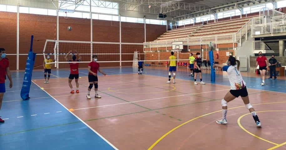 Intensos entrenamientos en los días previos a su viaje a Valencia 