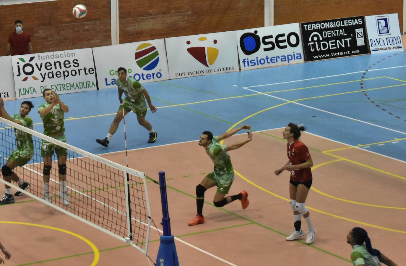 Primer partido de liga 2020-21, frente al Intasa San Sadurniño 