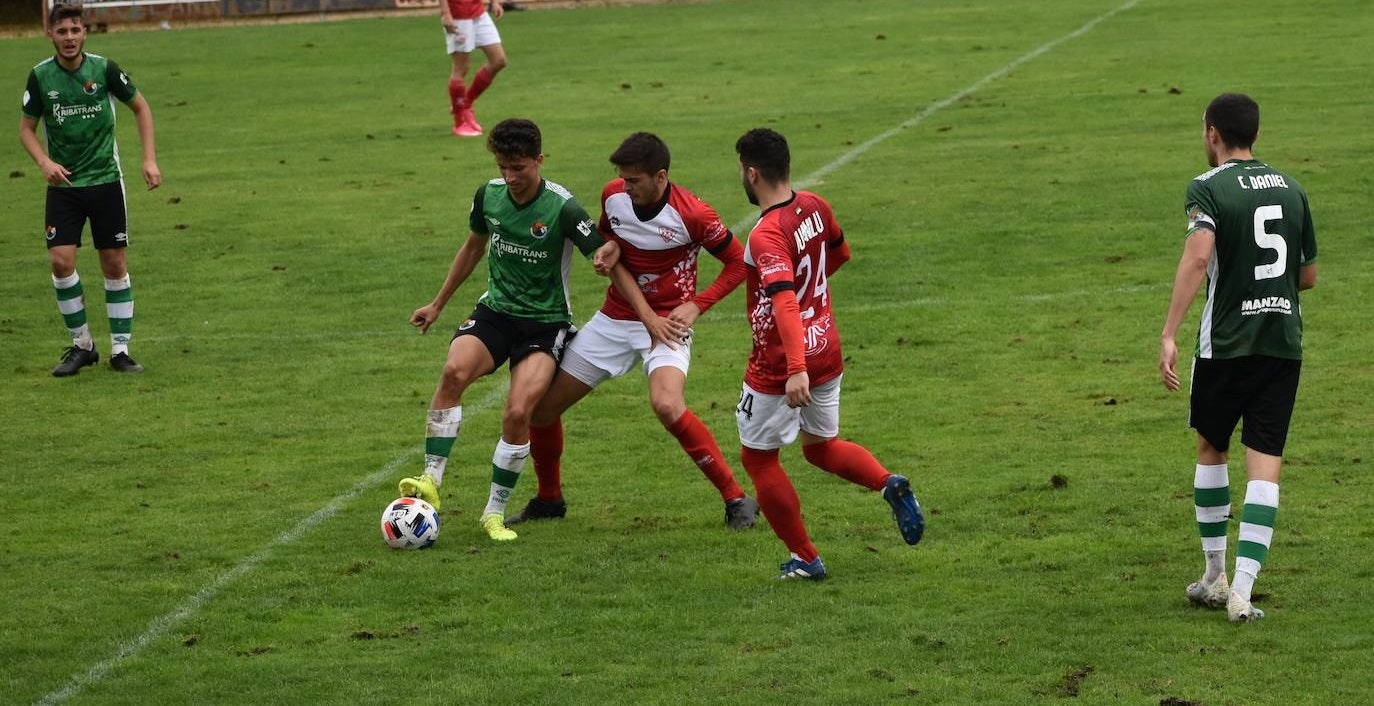 Partido entre el Miajadas y el Cacereño la pasada temporada 