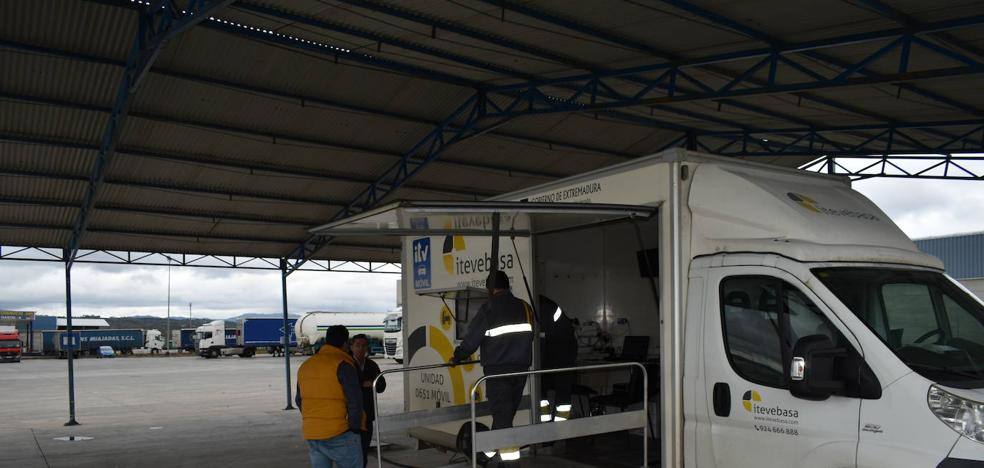 ITV móvil Ciclo-Agrícola en el Centro de Transportes de Miajadas 