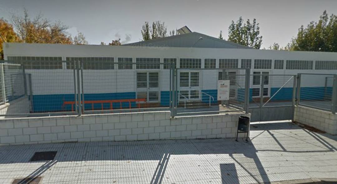 Edificio de acceso actual de la piscina municipal de verano de Miajadas 