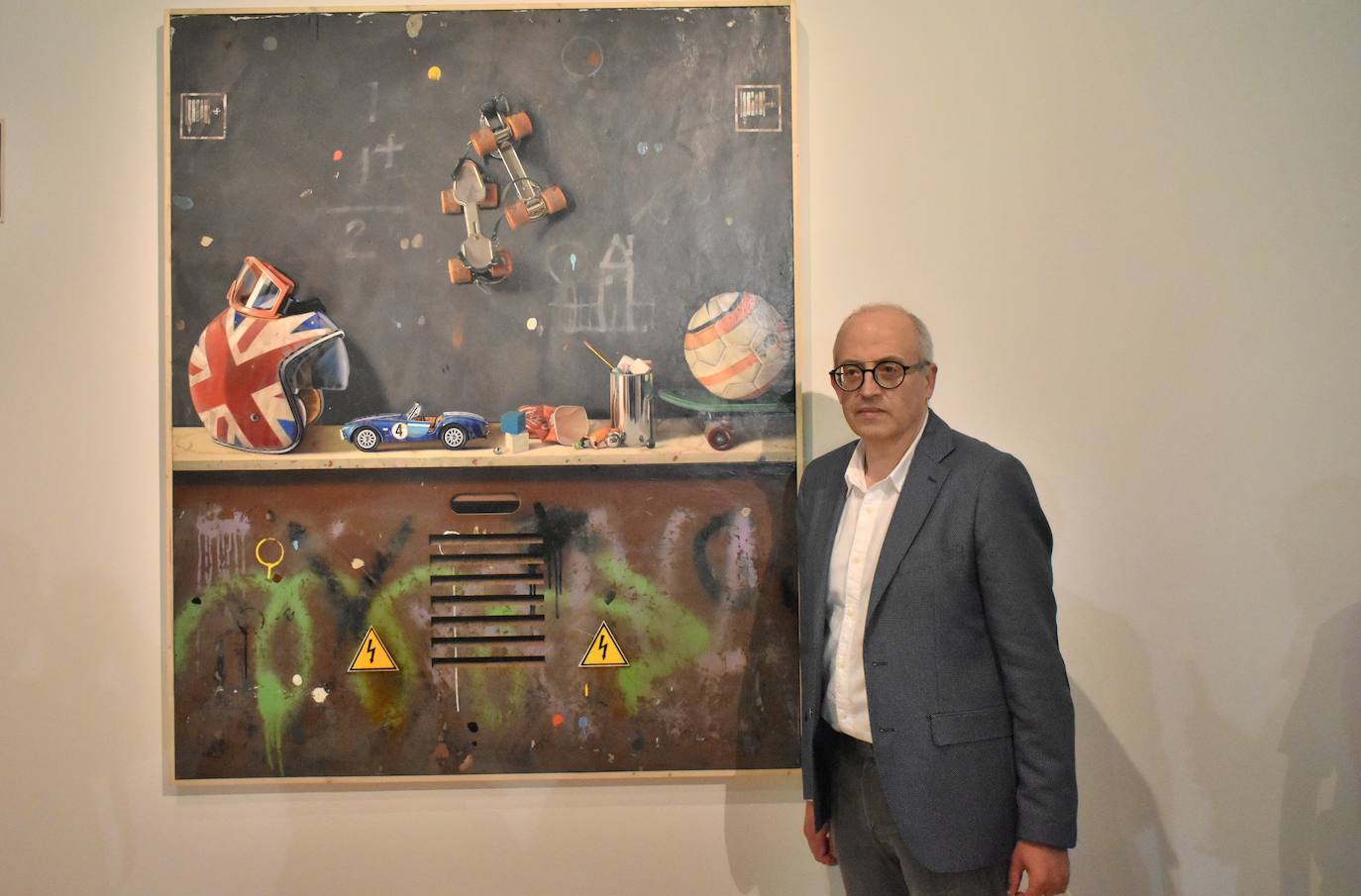 El XI Certamen de Pintura Fundación Laura Otero vivió una gala final memorable. Con el grupo musical Anam Camerata amenizando la noche en el Palacio Obispo Solís, y el neumólogo Juan Fernando Masa como invitado de honor, la fundación retomó su tradición de la forma más emotiva, esperada y especial. Guillermo Sedano ha sido el ganador de esta edición con 'Camino del vuelta al norte', mientras que Juan Carlos Gil ha conseguido el segundo premio con 'Composición con patines' y David Palomero se ha hecho con el Accésit con 'Lucía'. Tras el acto oficial, los asistentes pudieron disfrutar de la exposición, abierta hasta el 15 de julio. 