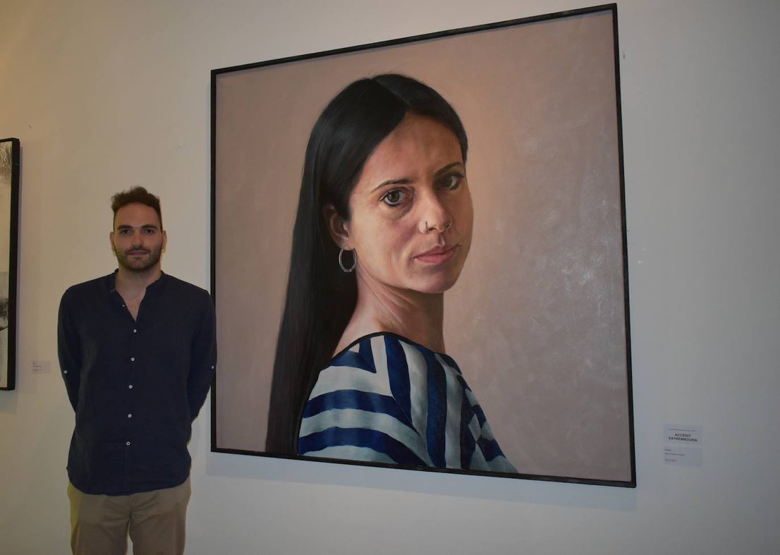 El XI Certamen de Pintura Fundación Laura Otero vivió una gala final memorable. Con el grupo musical Anam Camerata amenizando la noche en el Palacio Obispo Solís, y el neumólogo Juan Fernando Masa como invitado de honor, la fundación retomó su tradición de la forma más emotiva, esperada y especial. Guillermo Sedano ha sido el ganador de esta edición con 'Camino del vuelta al norte', mientras que Juan Carlos Gil ha conseguido el segundo premio con 'Composición con patines' y David Palomero se ha hecho con el Accésit con 'Lucía'. Tras el acto oficial, los asistentes pudieron disfrutar de la exposición, abierta hasta el 15 de julio. 