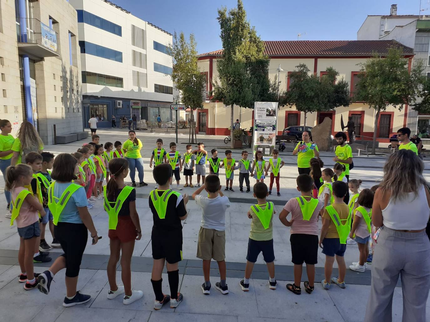 Miajadas ha vivido este 2022 su mejor Semana Europea de la Movilidad, al menos hasta la fecha, porque el municipio se supera año tras año. Mayores y pequeños disfrutaron durante dos semanas de gymkanas fotográficas, rutas andando o en bicicleta, concursos, ludotalleres, y premios a su compromiso con la sostenibilidad, entre otras muchas actividades. 