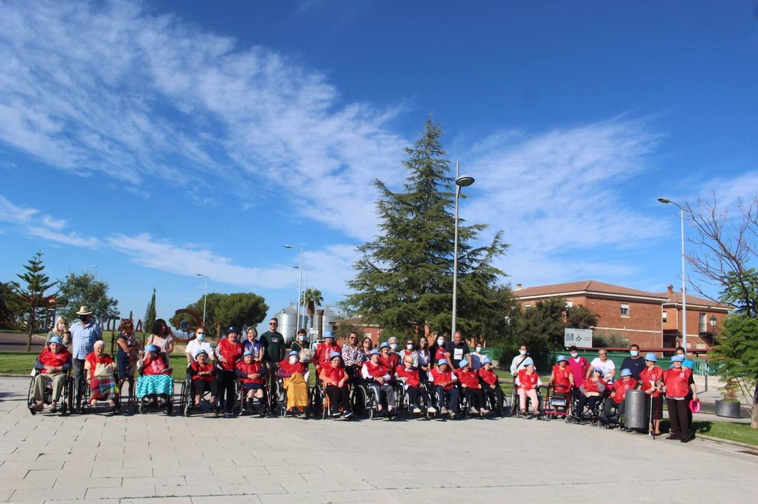 Miajadas ha vivido este 2022 su mejor Semana Europea de la Movilidad, al menos hasta la fecha, porque el municipio se supera año tras año. Mayores y pequeños disfrutaron durante dos semanas de gymkanas fotográficas, rutas andando o en bicicleta, concursos, ludotalleres, y premios a su compromiso con la sostenibilidad, entre otras muchas actividades. 
