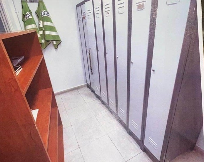 Zona de taquillas de los vestuarios 