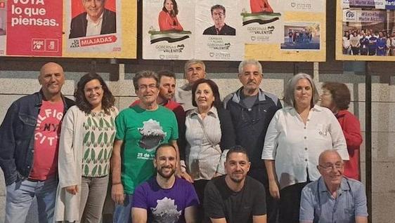 Unidas por Miajadas, bajo el lema 'Cambiar el rumbo, gobernar con valentía', da el pistoletazo de salida al 28-M
