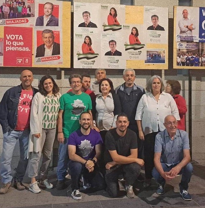 Unidas por Miajadas, bajo el lema 'Cambiar el rumbo, gobernar con valentía', da el pistoletazo de salida al 28-M
