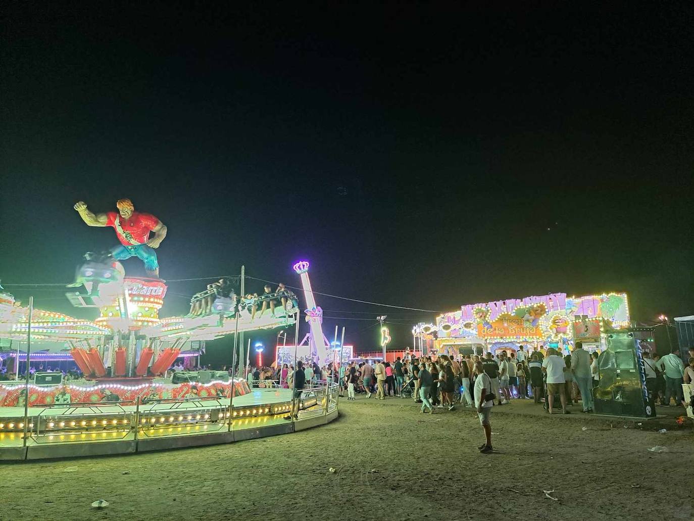 FOTOS FERIA DE NOCHE MIAJADAS 2023