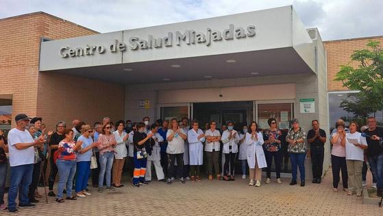 Queda suprimida una de las plazas de médico de Atención Continuada del centro de salud de Miajadas