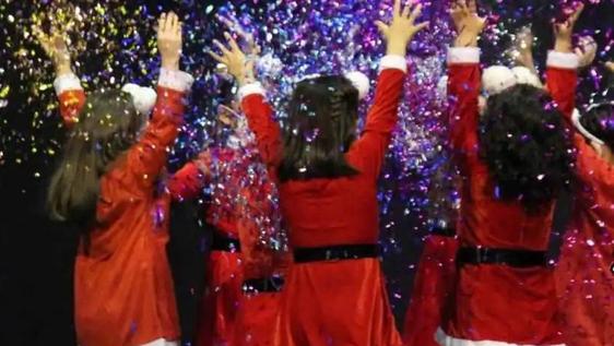 La Escuela de baile Angelines Gómez organiza una gala navideña contra el cáncer