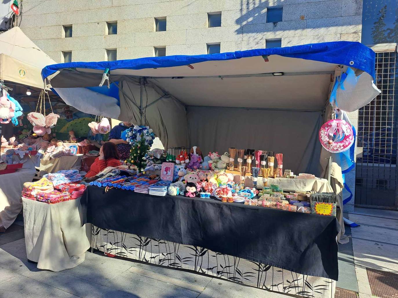 Fotos: Mercado 'Fantasía Navideña'