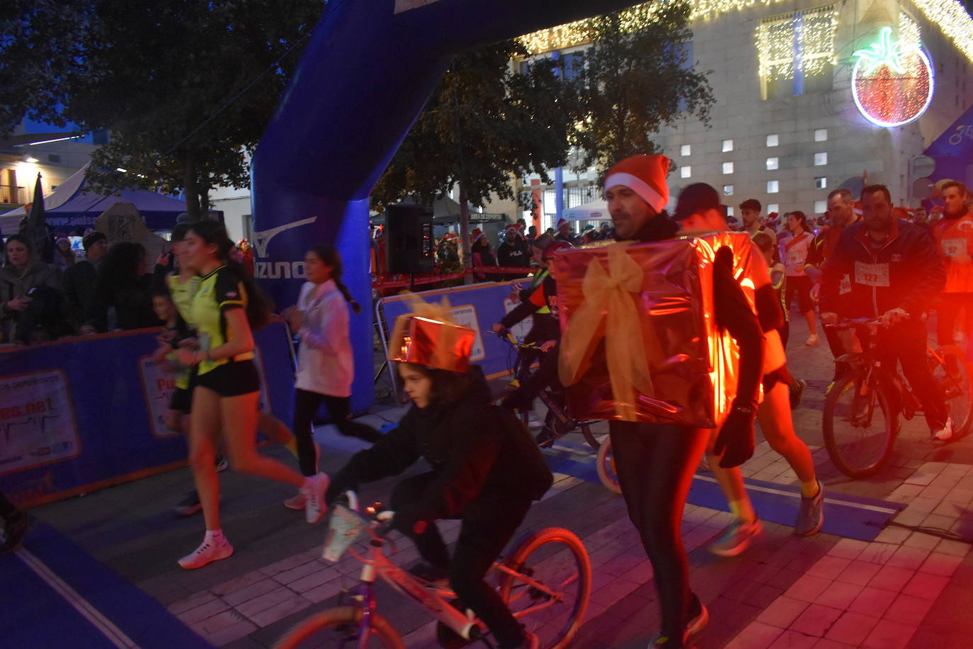 Fotos: La San Silvestre Miajadeña fue de las primeras en despedir el 2023