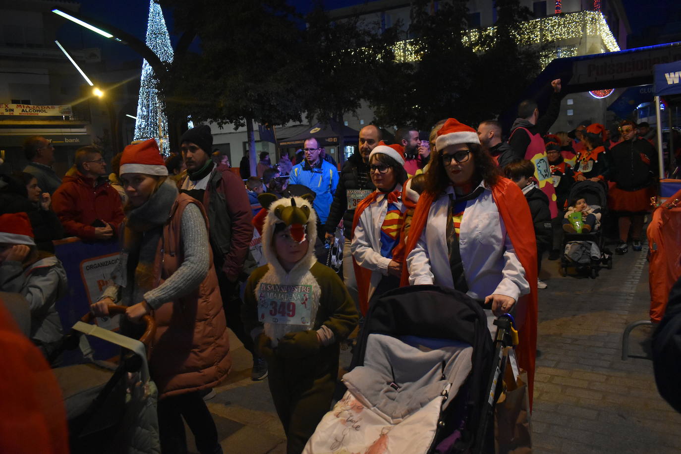 Fotos: La San Silvestre Miajadeña fue de las primeras en despedir el 2023