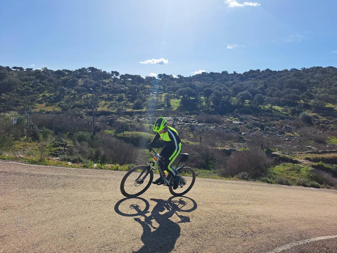 Miajadas volvió a convertirse un año más en punto referente del ciclismo con su famosa prueba Titán de los Ríos, congregando lo mejor del panorama nacional en un paraje natural incomparable. 