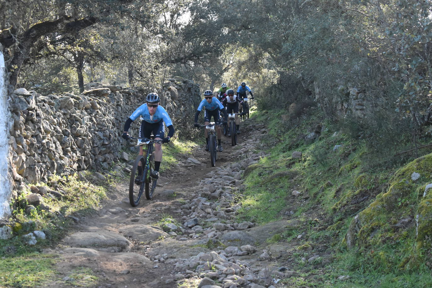 Miajadas volvió a convertirse un año más en punto referente del ciclismo con su famosa prueba Titán de los Ríos, congregando lo mejor del panorama nacional en un paraje natural incomparable. 