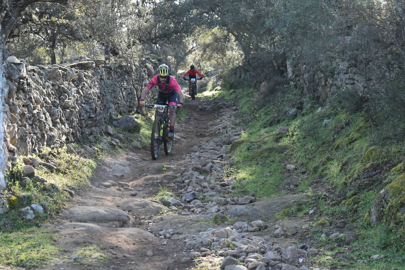 Miajadas volvió a convertirse un año más en punto referente del ciclismo con su famosa prueba Titán de los Ríos, congregando lo mejor del panorama nacional en un paraje natural incomparable. 