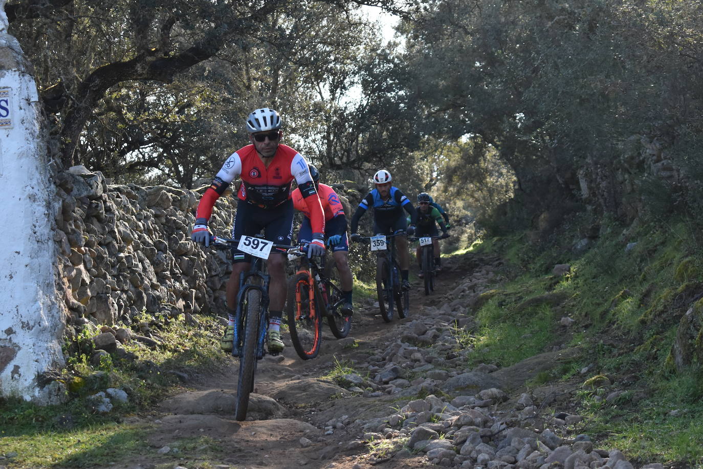 Miajadas volvió a convertirse un año más en punto referente del ciclismo con su famosa prueba Titán de los Ríos, congregando lo mejor del panorama nacional en un paraje natural incomparable. 