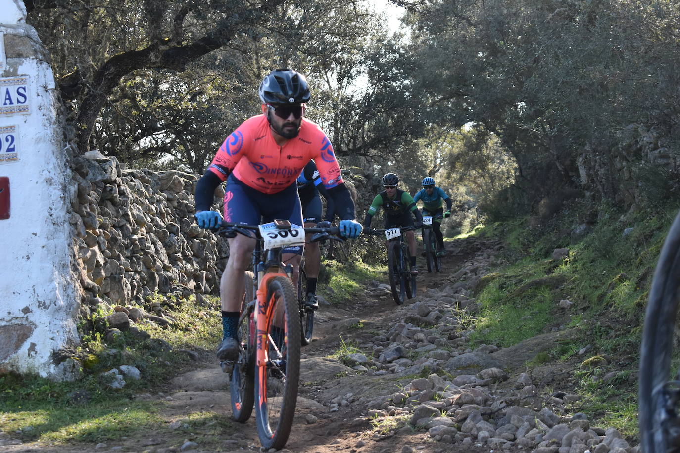 Miajadas volvió a convertirse un año más en punto referente del ciclismo con su famosa prueba Titán de los Ríos, congregando lo mejor del panorama nacional en un paraje natural incomparable. 