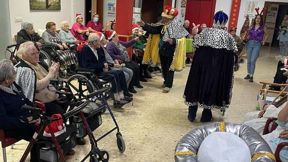 Los mayores de San Martín de Porres protagonizan su Noche de Reyes con el acto sacramental navideño
