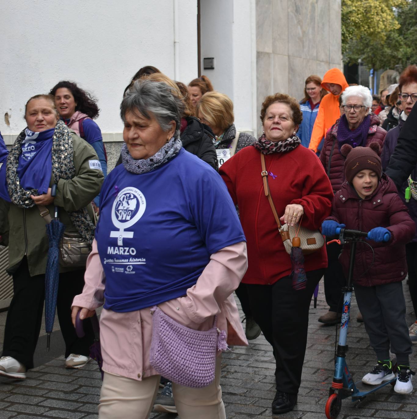 MIAJADAS LUCHA POR LA IGUALDAD DE LA MUJER