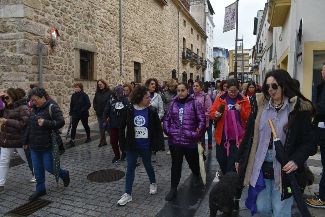MIAJADAS LUCHA POR LA IGUALDAD DE LA MUJER