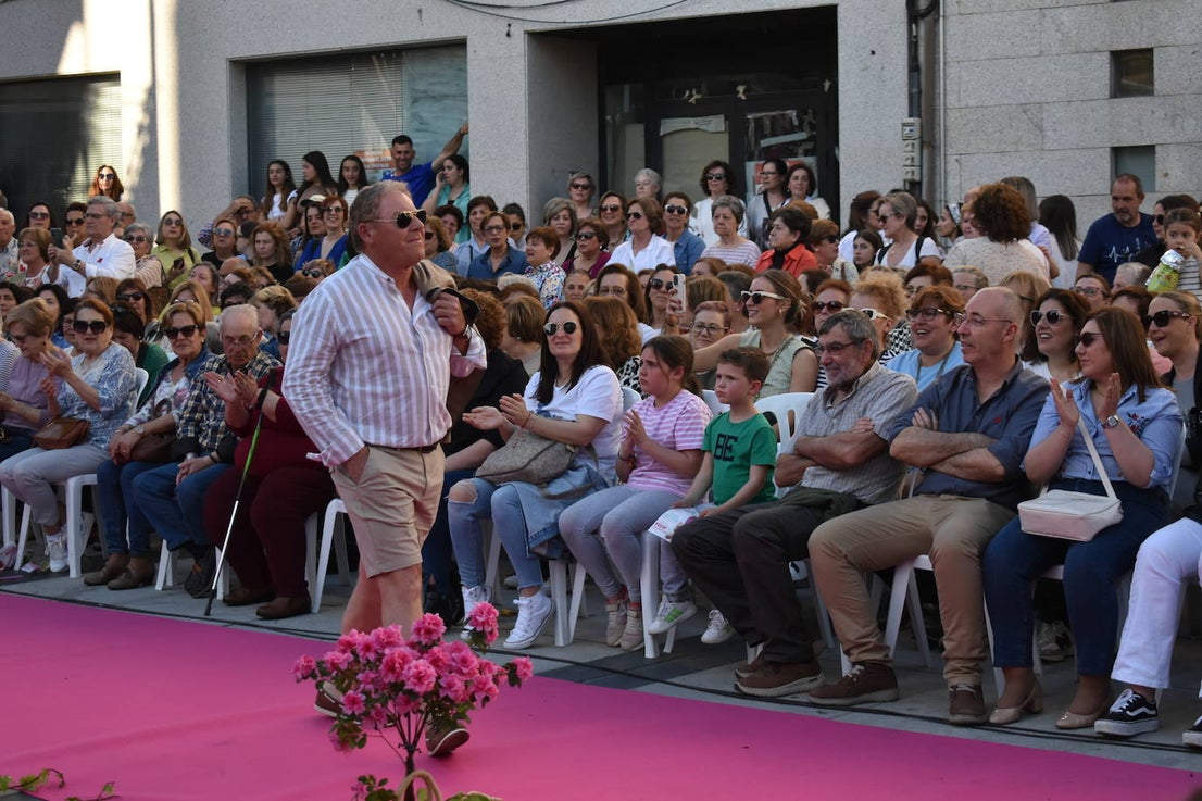 FOTOS: Éxito rotundo del desfile 'Miajadas está de moda' (1ª parte)