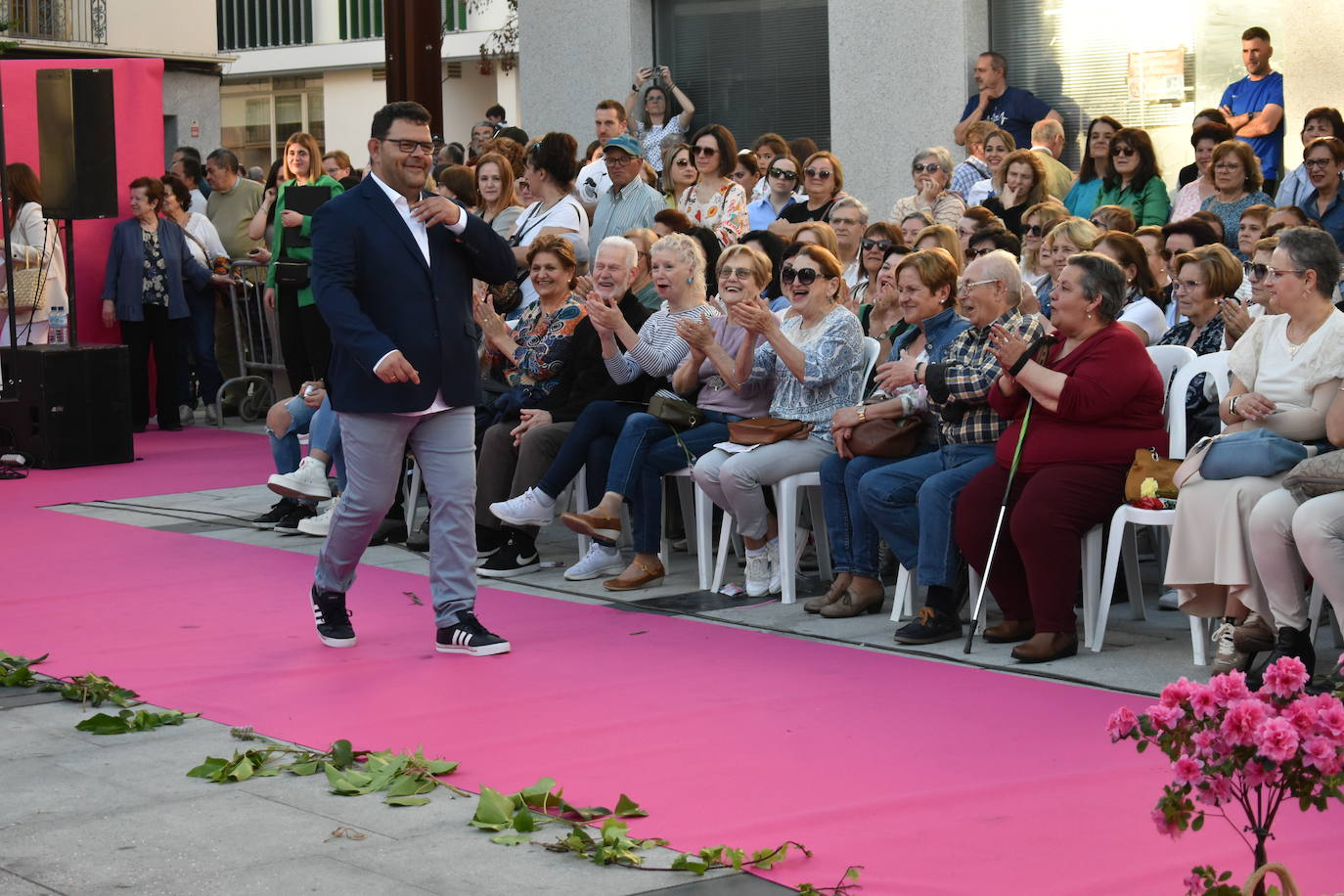 FOTOS: 'Miajadas está de moda… y de fiesta' con los mejores diseños para eventos (2ª parte)