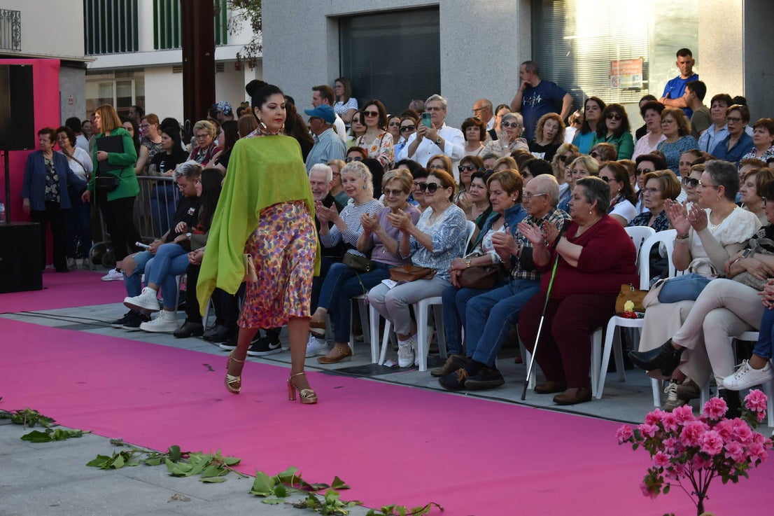 FOTOS: 'Miajadas está de moda… y de fiesta' con los mejores diseños para eventos (2ª parte)