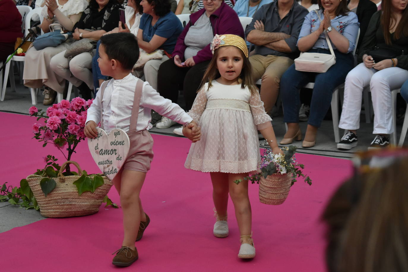 FOTOS: 'Miajadas está de moda… y de fiesta' con los mejores diseños para eventos (2ª parte)