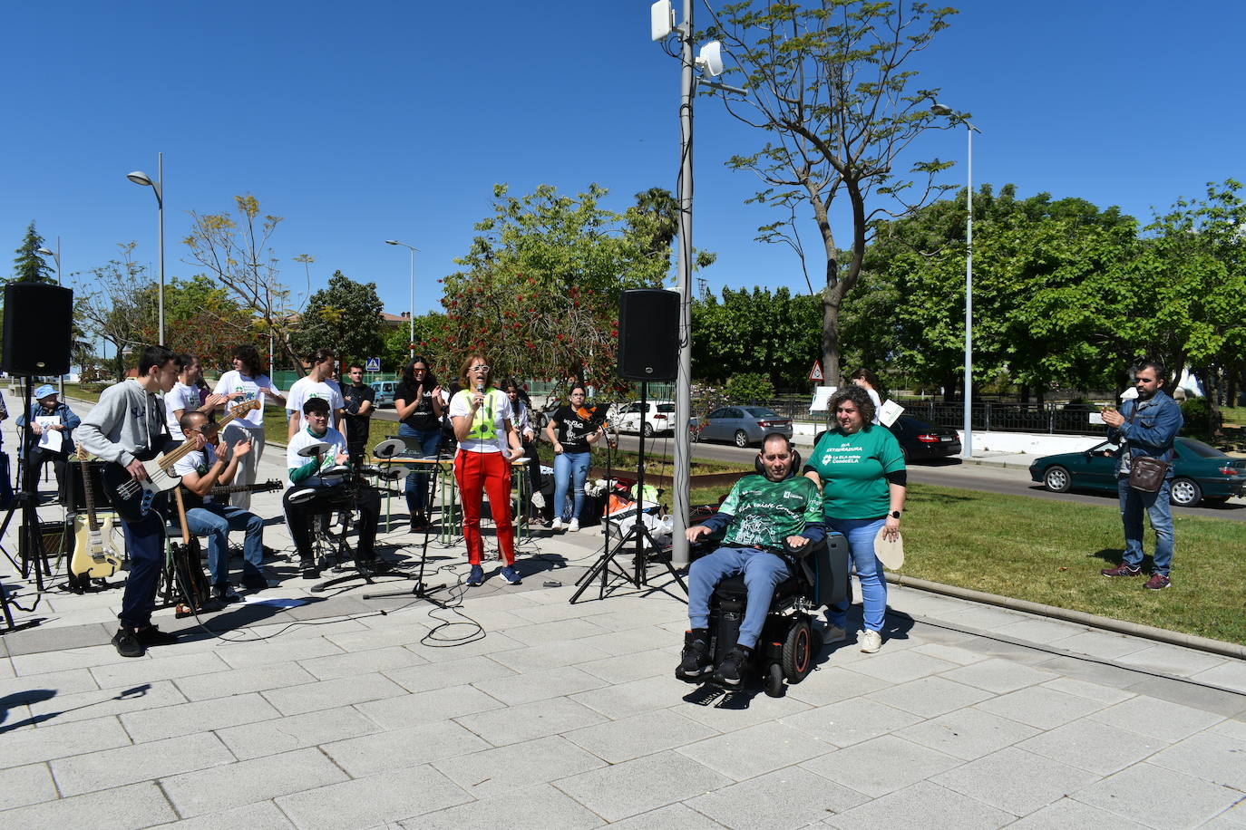 Fotos: El Torrente Ballester y San Martín de Porres corren juntos por la ELA