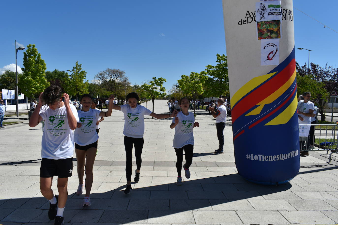 Fotos: El Torrente Ballester y San Martín de Porres corren juntos por la ELA