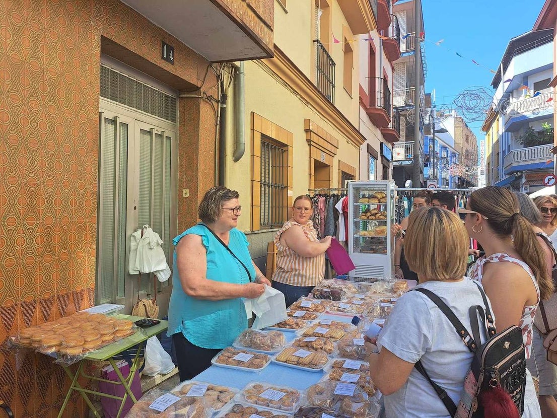 FOTOS: Más de 40 establecimientos se lanzan a la calle