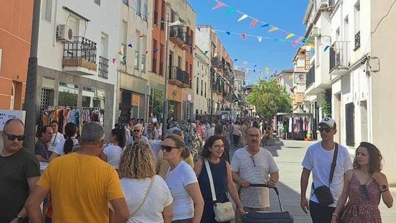 La nueva salida a la calle del pequeño comercio repite el éxito de anteriores ediciones