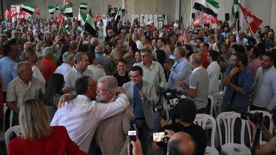 Tres generaciones del PSOE extremeño unen fuerzas en Miajadas