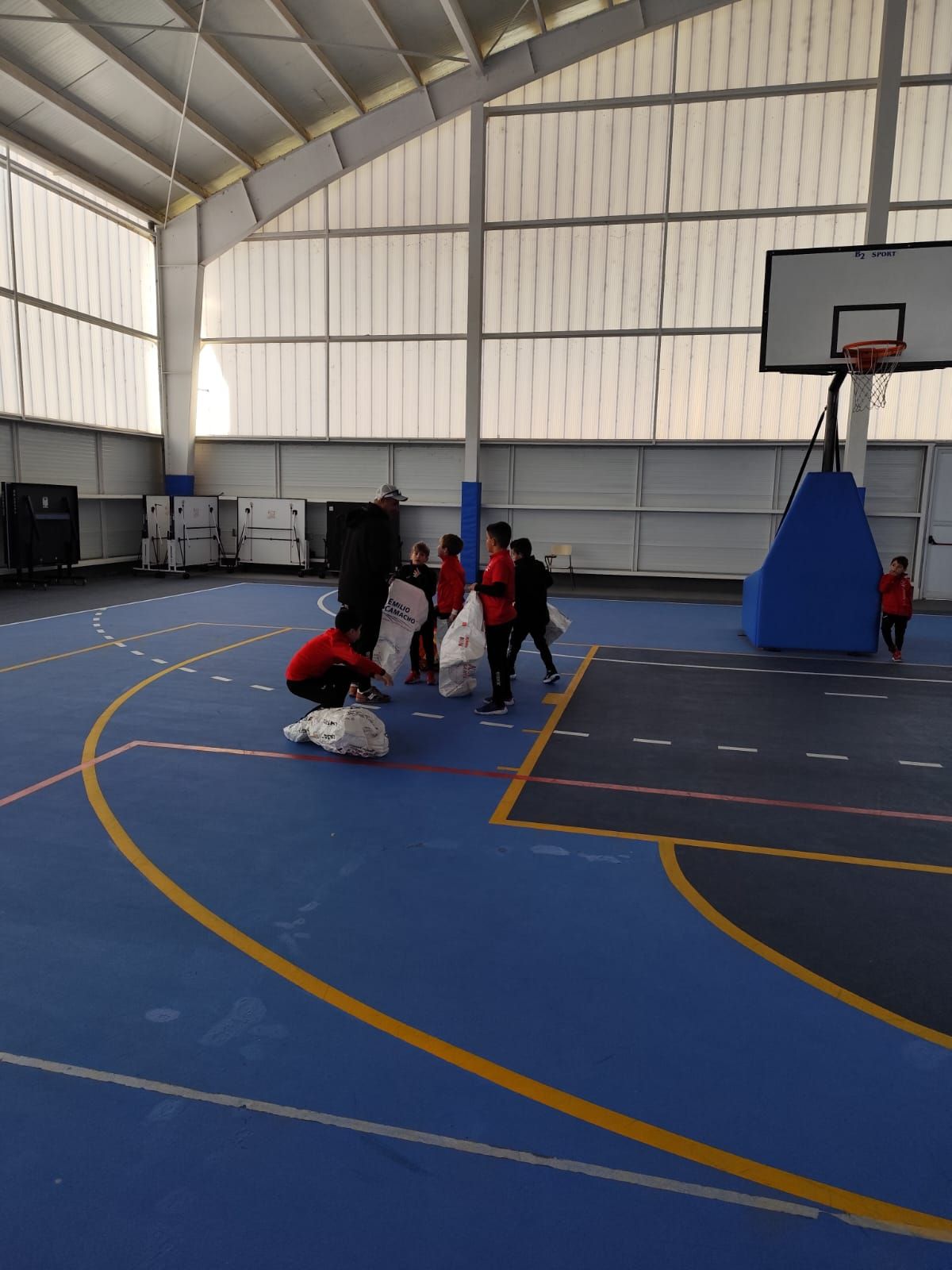 FOTOS: Día sin balón en la Escuela de Fútbol