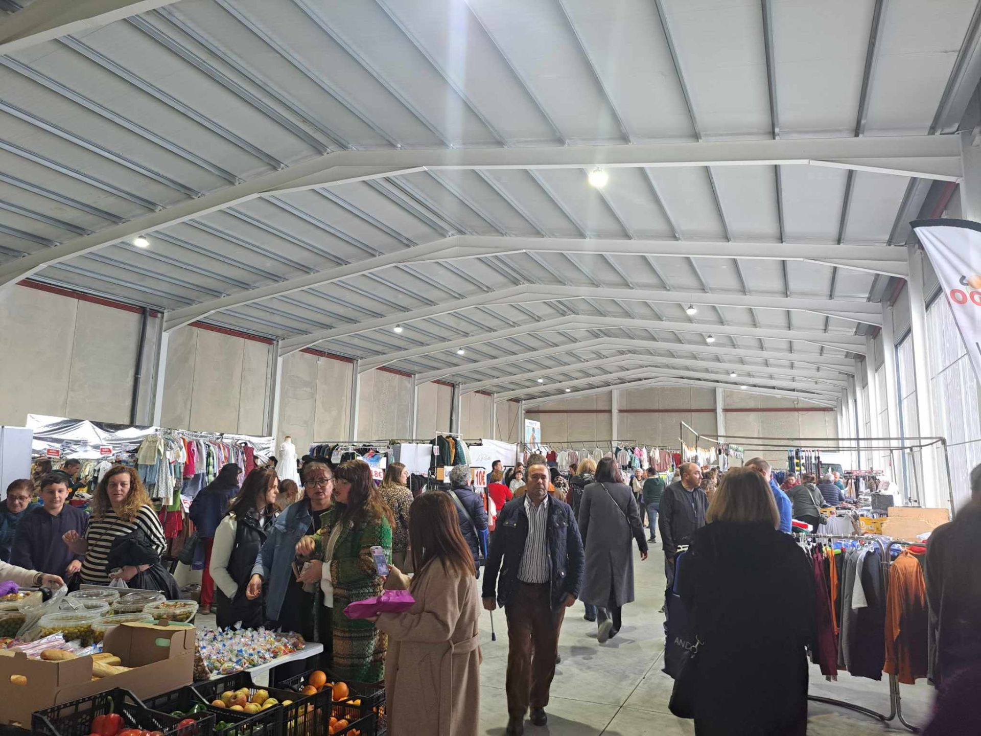 FOTOS: La Feria del stock de invierno en Miajadas vuelve a ser un éxito