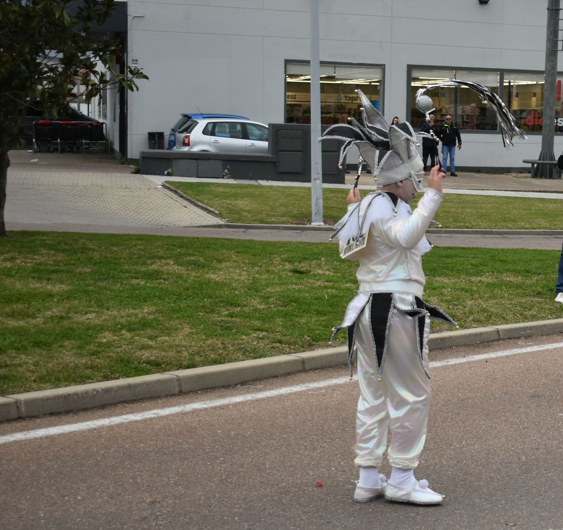 Fotos: Miajadas vive el Carnaval en su gran desfile de comparsas