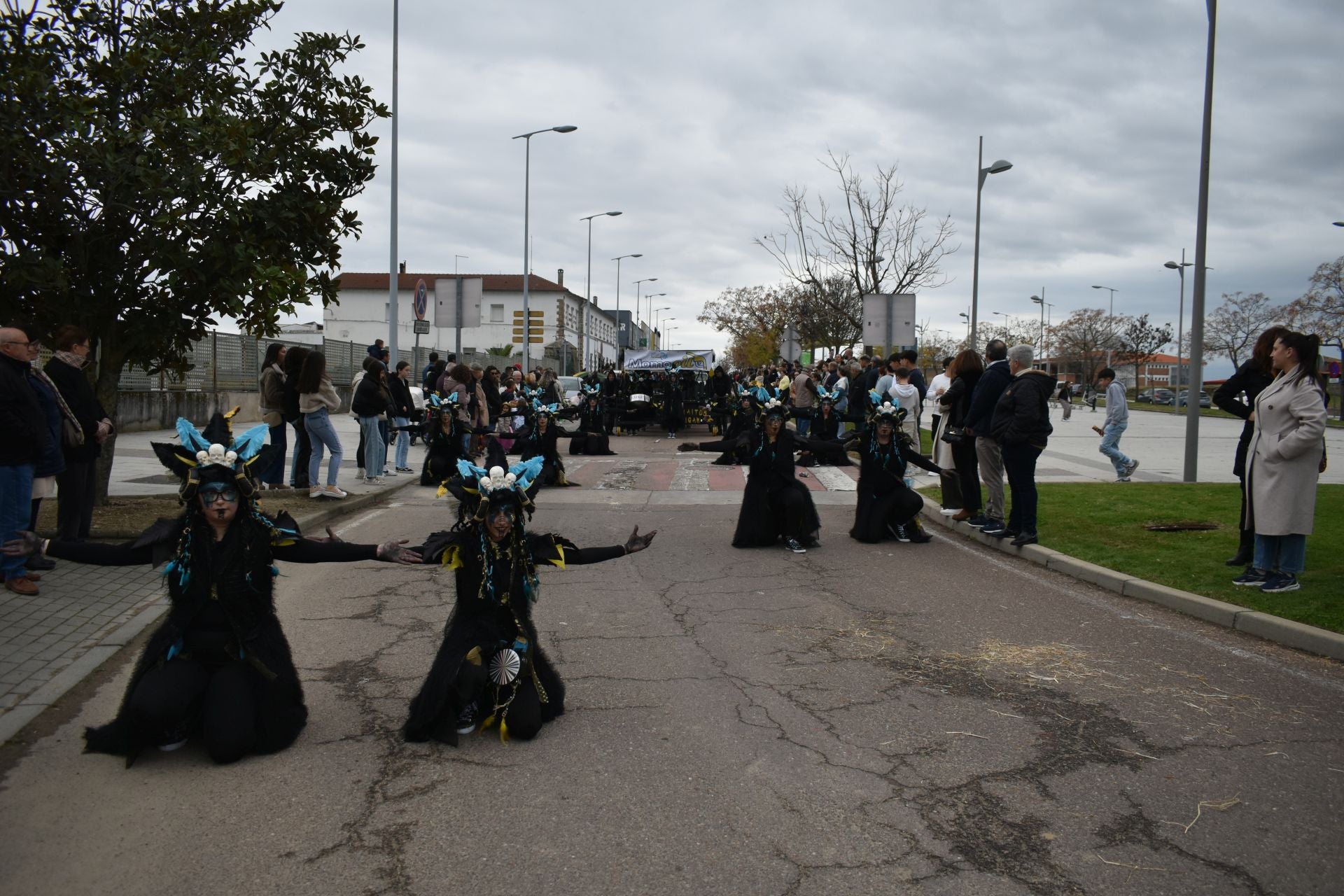 Fotos: Miajadas vive el Carnaval en su gran desfile de comparsas