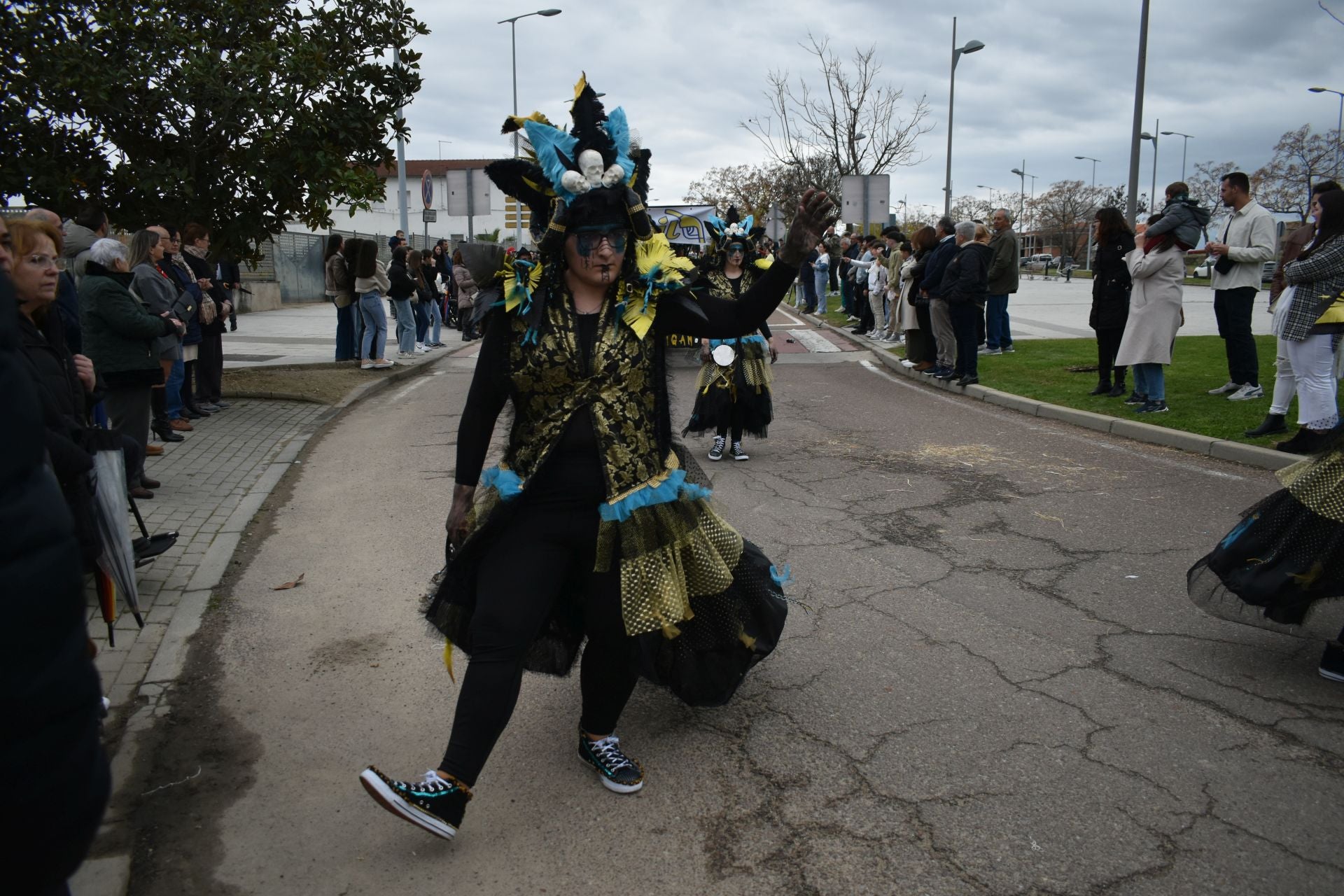 Fotos: Miajadas vive el Carnaval en su gran desfile de comparsas