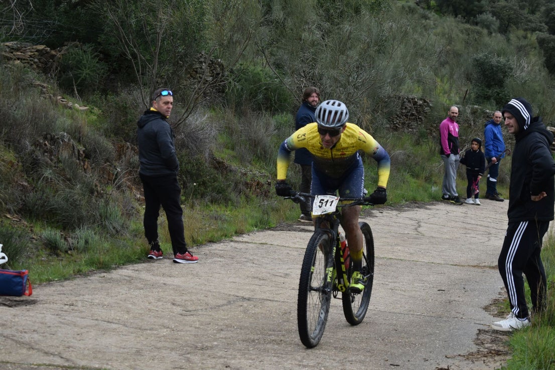 Fotos: Lo mejor del ciclismo en la Titán de los Ríos 2025